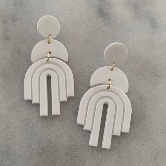 White Geometric Large Drop Earrings Brand New - Picture 4 of 4